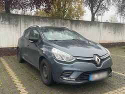 Grau Gebraucht 2018 Renault Clio IV LIMITED Limousine | 4.800 €