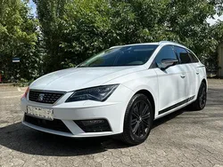 Weiß Gebraucht 2020 Seat Leon XCELLENCE Limousine | 18.500 € (Guter Preis)