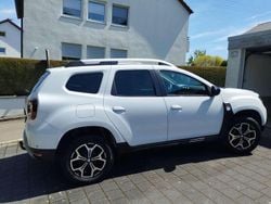Weiß Gebraucht 2021 Dacia Duster Celebration SUV | 15.200 € (Fairer Preis)