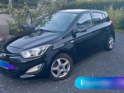 Schwarz Gebraucht 2014 Hyundai i20 Kleinwagen | 5.900 €