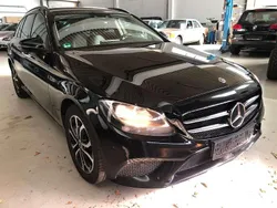 Schwarz/baltic black Gebraucht 2021 Mercedes C200 Avantgarde Kombi | 20.900 € (Fairer Preis)