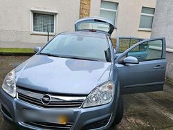 Grau Gebraucht 2008 Opel Astra Sport Limousine | 4.500 € (Etwas zu teuer)