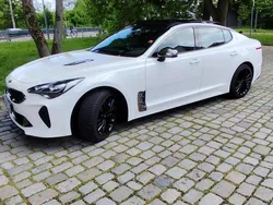 Weiß Gebraucht 2018 Kia Stinger Exclusive Coupé | 28.500 € (Fairer Preis)