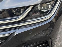 Grau Gebraucht 2021 VW Arteon R-line Kleinwagen | 46.990 €