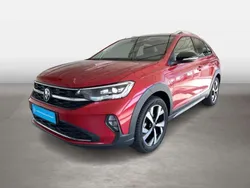 Kings red metallic Gebraucht 2024 VW Taigo Style SUV | 24.890 € (Etwas zu teuer)