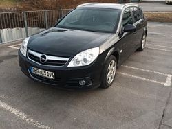 Schwarz Gebraucht 2006 Opel Signum Kleinwagen | 2.500 € (Teuer)