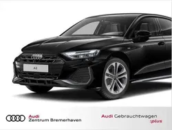 Mythosschwarz metallic Gebraucht 2025 Audi A3 Sportback e-tron S-Line Limousine | 45.440 €