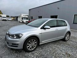 Silber Gebraucht 2015 VW Golf VII LOUNGE Limousine | 8.900 € (Guter Preis)