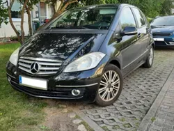 Schwarz Gebraucht 2010 Mercedes A180 Kombi | 4.000 € (Fairer Preis)