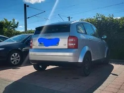 Grau Gebraucht 2003 Audi A2 Kleinwagen | 1.000 €