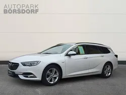 Weiß Gebraucht 2017 Opel Insignia Edition Kombi | 13.970 € (Fairer Preis)