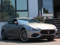 Grau Gebraucht 2021 Maserati Ghibli Coupé | 41.900 € (Etwas zu teuer)