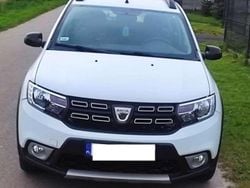 Weiß Gebraucht 2018 Dacia Sandero Stepway Kleinwagen | 4.850 € (Superpreis)