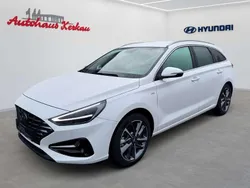 Serenity white Gebraucht 2023 Hyundai i30 Prime Limousine | 26.900 € (Teuer)