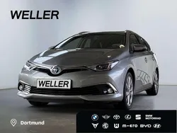 Titansilber mica metallic Gebraucht 2016 Toyota Auris Hybrid Executive Kombi | 16.900 € (Etwas zu teuer)