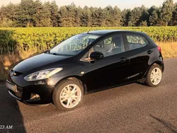 Schwarz Gebraucht 2008 Mazda 2 Independence Kleinwagen | 3.000 € (Fairer Preis)