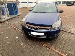 Blau Gebraucht 2009 Opel Astra Selection Limousine | 1.700 € (Guter Preis)