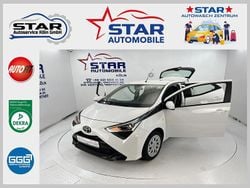 Weiß Gebraucht 2022 Toyota Aygo X-play Kleinwagen | 11.490 € (Guter Preis)
