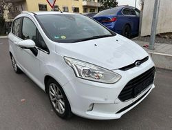 Weiß Gebraucht 2015 Ford B-MAX Titanium Van / Kleinbus | 6.999 € (Fairer Preis)