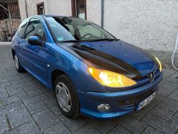 Blau Gebraucht 2006 Peugeot 206 Limousine | 1.390 € (Fairer Preis)