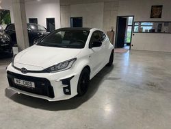 Weiß Gebraucht 2021 Toyota Yaris Kleinwagen | 34.990 € (Teuer)
