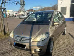 Gold Gebraucht 2005 Mercedes A180 Kleinwagen | 3.300 € (Fairer Preis)