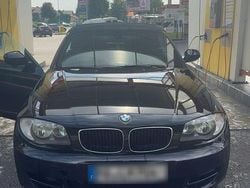 Schwarz Gebraucht 2009 BMW 118 Cabriolet Cabrio | 8.800 € (Etwas zu teuer)