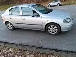 Silber Gebraucht 2003 Opel Astra Limousine | 1.290 € (Fairer Preis)