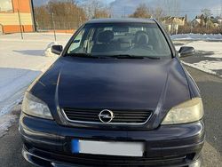 Blau Gebraucht 2004 Opel Astra Kleinwagen | 3.500 € (Teuer)