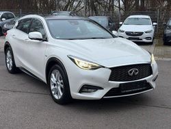 Weiß Gebraucht 2018 Infiniti Q30 SUV | 13.990 € (Fairer Preis)