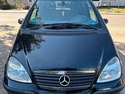 Schwarz Gebraucht 2003 Mercedes A170 Avantgarde Van / Kleinbus | 800 € (Fairer Preis)