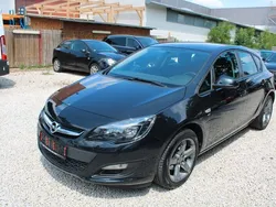 Schwarz Gebraucht 2014 Opel Astra Edition Limousine | 6.490 € (Fairer Preis)