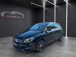 Schwarz Gebraucht 2016 Mercedes B200 Van / Kleinbus | 13.999 € (Fairer Preis)