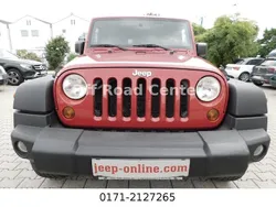 Rot Gebraucht 2007 Jeep Wrangler Unlimited Sport SUV | 21.990 € (Fairer Preis)