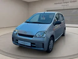 Grau Gebraucht 2004 Daihatsu Cuore Plus Kleinwagen | 3.180 € (Etwas zu teuer)