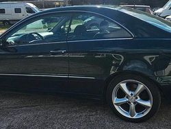 Grün Gebraucht 2003 Mercedes CLK200 Elegance Coupé | 3.333 € (Fairer Preis)