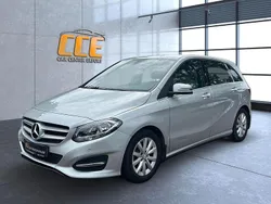 Silber Gebraucht 2016 Mercedes B180 Van / Kleinbus | 13.990 € (Fairer Preis)