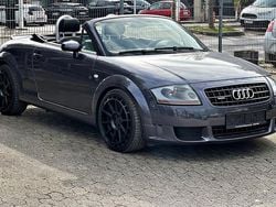 Grau Gebraucht 2005 Audi TT Roadster Sport Cabrio | 12.999 € (Guter Preis)
