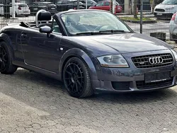 Grau Gebraucht 2005 Audi TT Roadster Sport Cabrio | 12.999 € (Guter Preis)