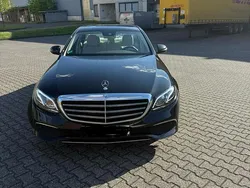 Schwarz Gebraucht 2016 Mercedes E220 Limousine | 25.500 € (Guter Preis)