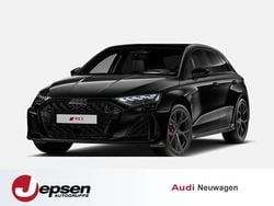 Mythosschwarz metallic Neu 2025 Audi RS3 Sportback Sport Kleinwagen | 67.230 € (Superpreis)
