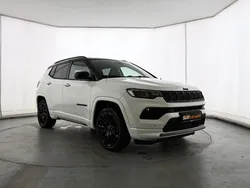 Weiß Gebraucht 2022 Jeep Compass SUV | 22.660 € (Guter Preis)