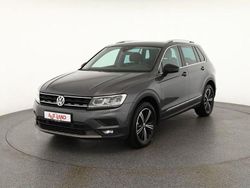 Grau Gebraucht 2019 VW Tiguan IQ Drive SUV | 26.490 € (Etwas zu teuer)