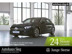 Schwarz metallic Gebraucht 2020 Mercedes A250 Progressive Limousine | 23.950 € (Guter Preis)