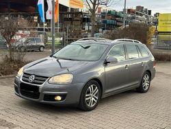 Grau Gebraucht 2009 VW Golf V Kombi | 2.950 € (Fairer Preis)