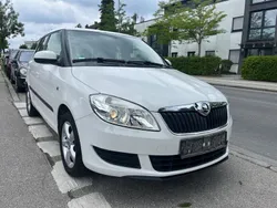 Weiß Gebraucht 2010 Skoda Fabia Style Limousine | 2.750 € (Guter Preis)