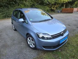 Blau Gebraucht 2010 VW Golf Plus Comfortline Van / Kleinbus | 6.200 € (Fairer Preis)