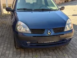 Blau Gebraucht 2005 Renault Clio II Campus Kleinwagen | 950 € (Guter Preis)