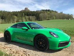 Grün Gebraucht 2020 Porsche 911 Carrera Coupé | 108.992 € (Etwas zu teuer)