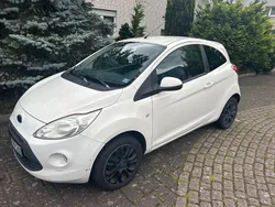 Weiß Gebraucht 2009 Ford Ka Trend Kleinwagen | 1.900 € (Fairer Preis)